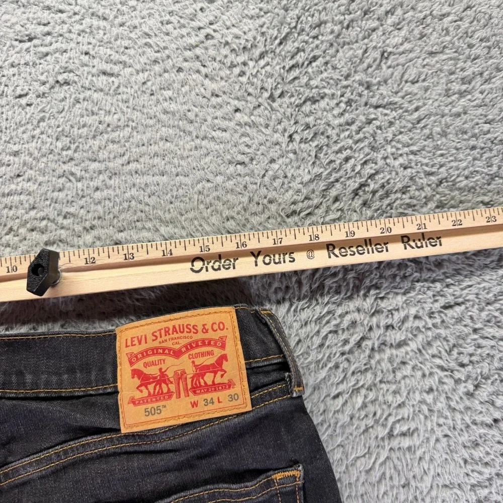 Levis before purchasing